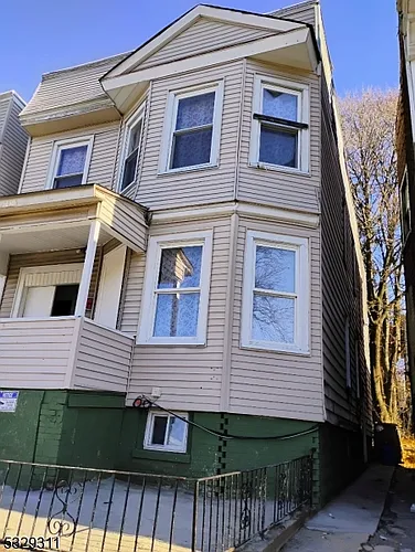 156 S 12th St Photo 1