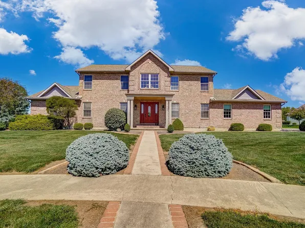 709 Little Turtle Dr, Fort Recovery, OH 45846