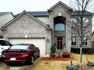 5825 Gregory Dr, Shelby Township, MI