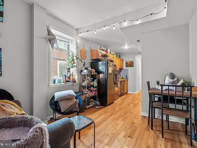 1433 W Norris St #C — Photo 2