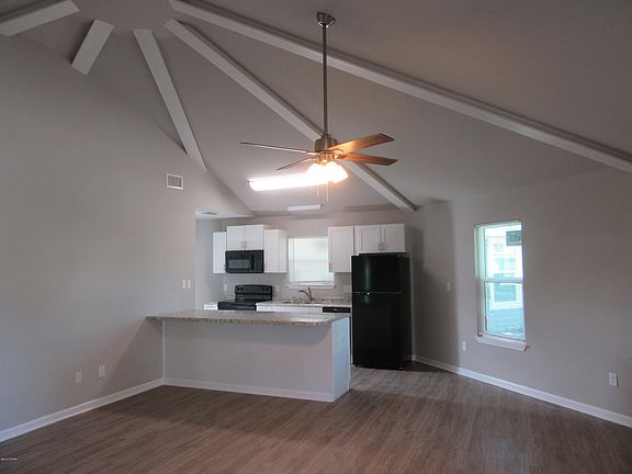 2nd image of 1302 Grace Ave APT A
