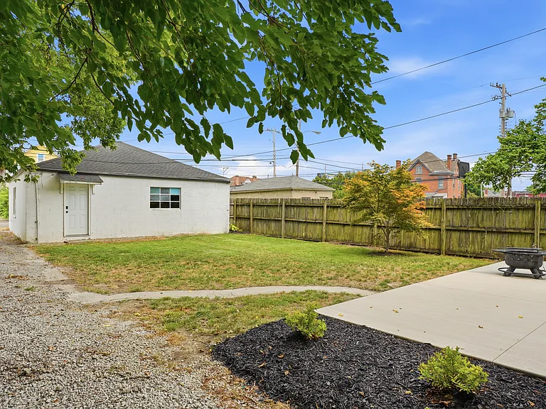 40 W Neff Ave — Photo 29