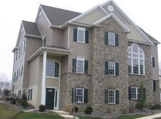 317 Wendover Way, Lancaster, PA 17603