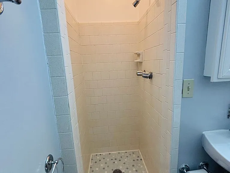 1105 Robin Rd — Photo 10