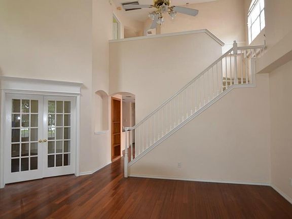 2nd image of 4005 Elmhill Dr