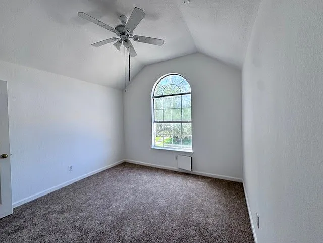 1525 Fallcreek Ct — Photo 16