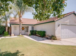 3118 Silverlake Dr, Bakersfield, CA 93312