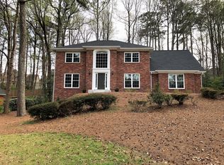3362 Lake Crest Ln NE, Roswell, GA 30075