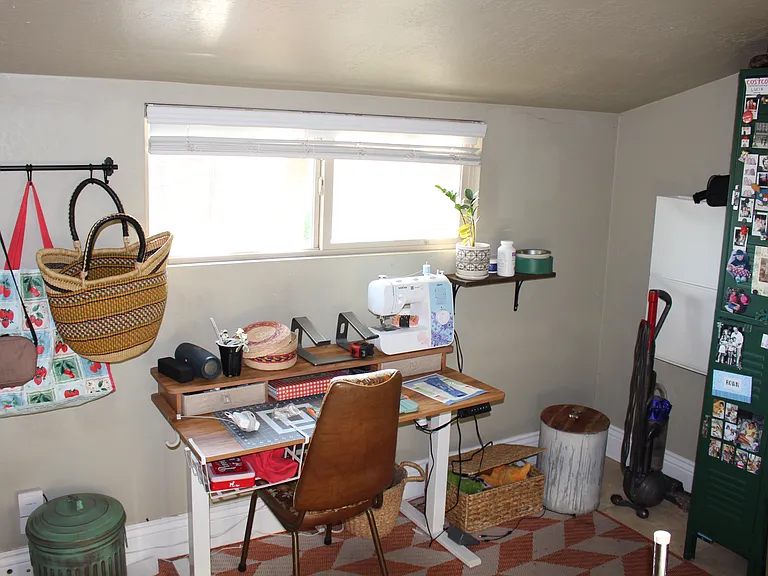1382 S Green St — Photo 54