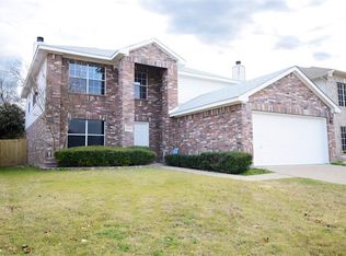 3333 Chapel Wood Ct, Fort Worth, TX 76116