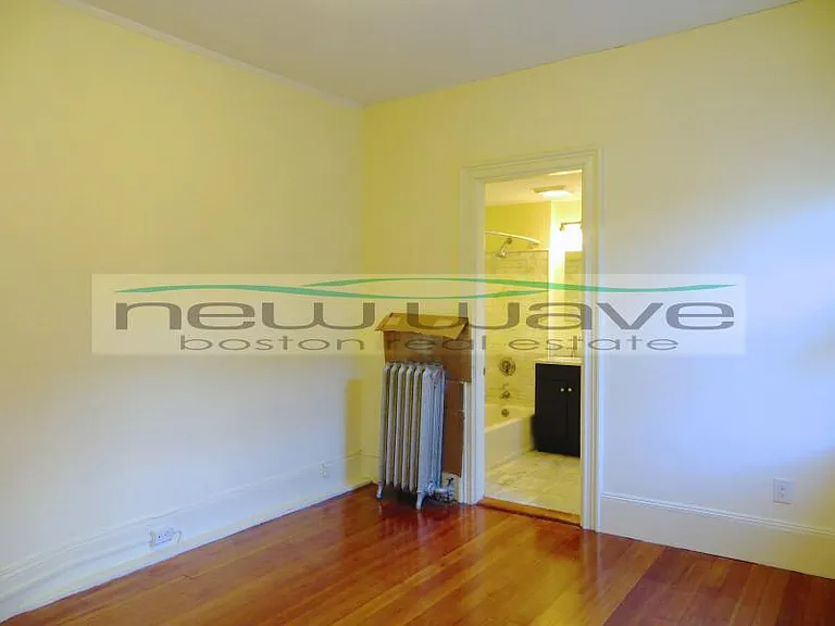 227 Newbury St #2R — Photo 7