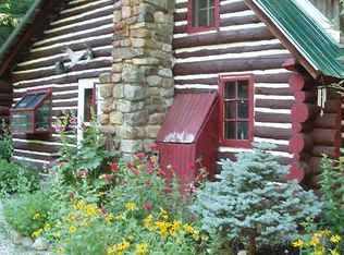 16 Abenaki Way, Albany, NH 03818