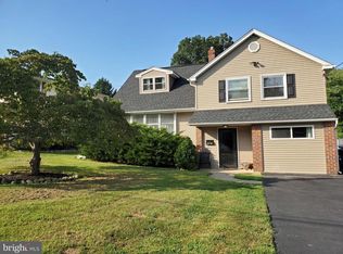 741 Cheryl Dr, Warminster, PA 18974
