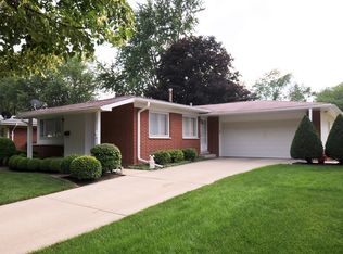 422 N Park Dr, Glenwood, IL