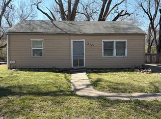 3355 SE Girard St, Topeka, KS 66605