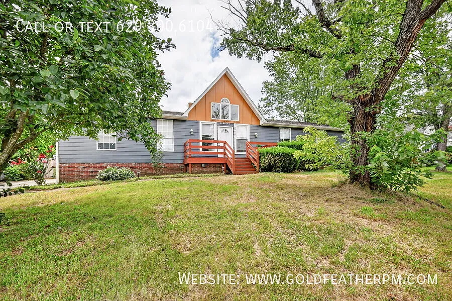 Recently Renovated - Chic 3 Bed/ 2 Bath Home for Rent - Priest Lake Area! — Photo 2