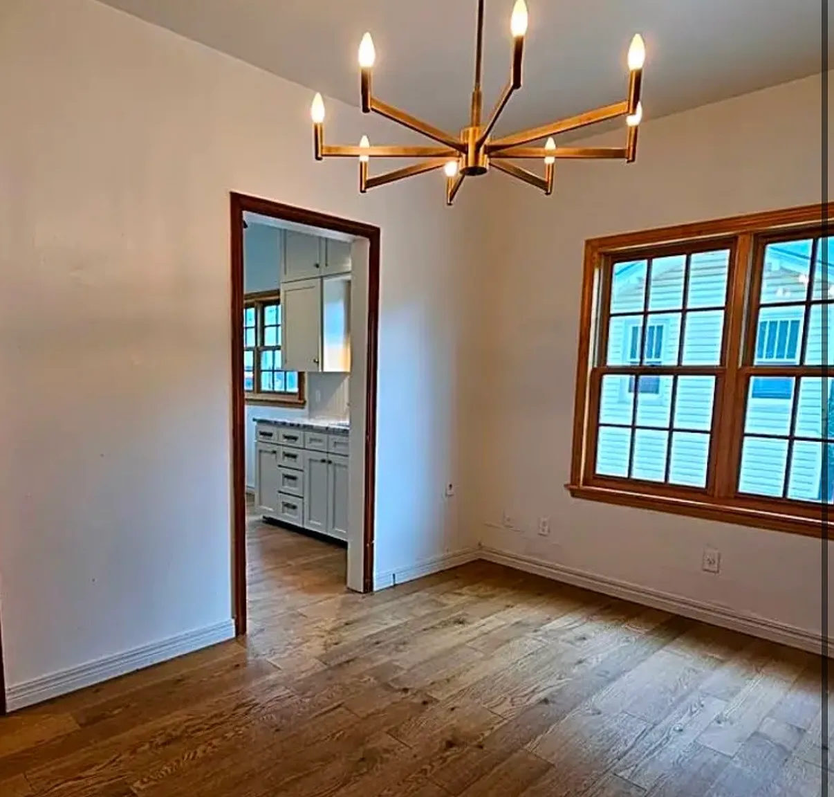 760 Jenkins Avenue - 2 — Photo 3