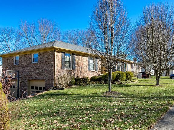 3rd image of 349 Atwood Dr
