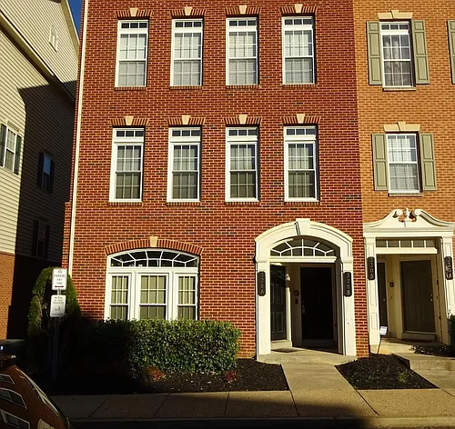 328 Munahan Cir #B Photo 1