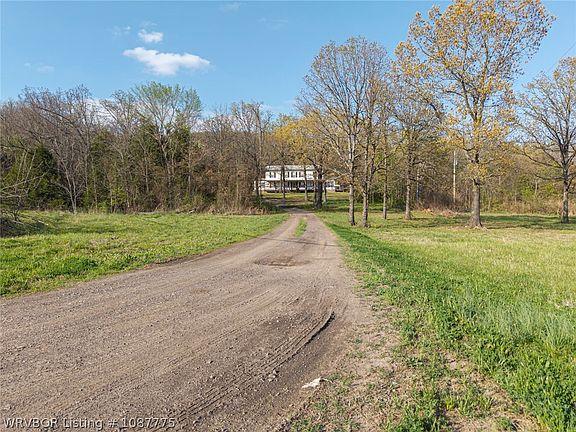 5th image of 9796 Dayton Rd