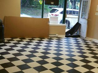 2001 Edgmont Ave, Chester, PA 19013