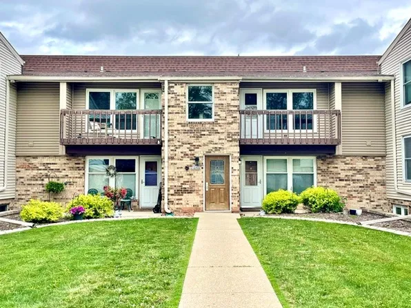 N114W16700 Crown Dr Unit 6, Germantown, WI 53022