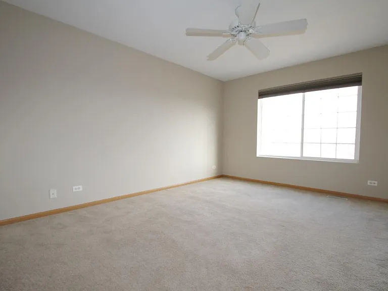 3162 Cambria Ct — Photo 12