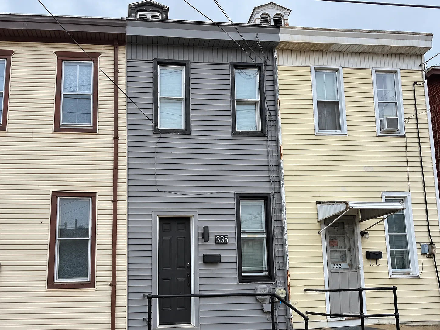 335 S 9th St — Photo 1