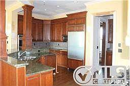 4th image of 4217 Carrolton Dr