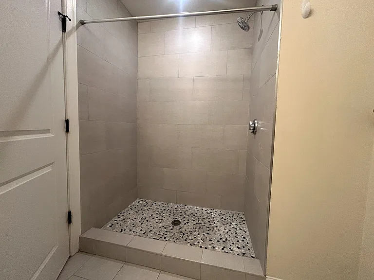 2761 Washington St #2 — Photo 4