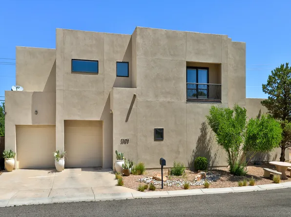 2305 Mananitas Ln NW, Albuquerque, NM 87104