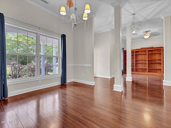 4th image of 3017 Russellborough Drive