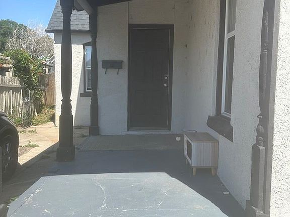 2nd image of 1116 Pine St