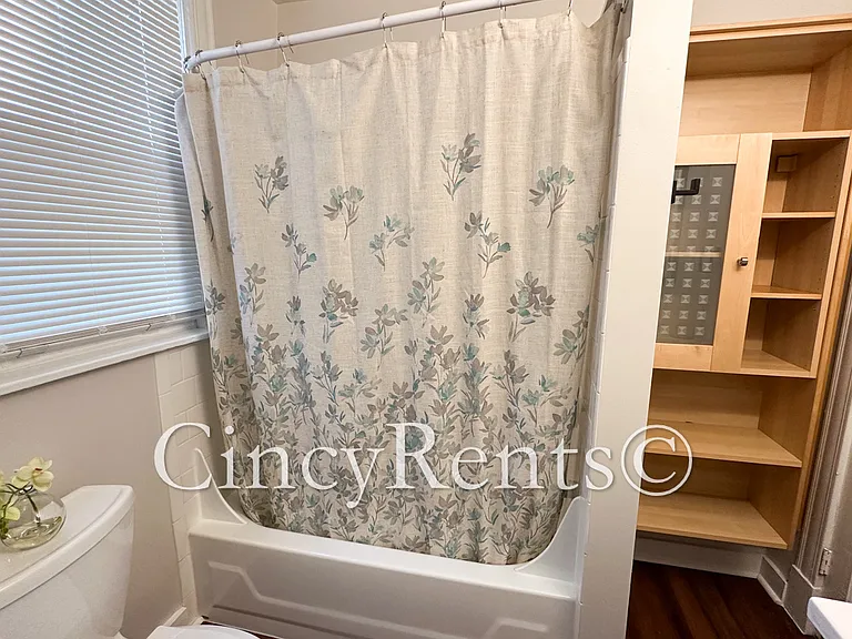 2715 Arbor Ave #1 — Photo 13