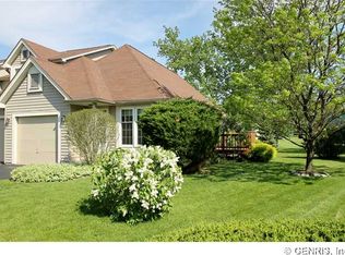 246 Briarwood Ln, Scottsville, NY 14546