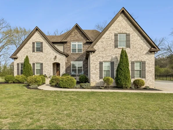 501 Tybarber Ave, Murfreesboro, TN 37129