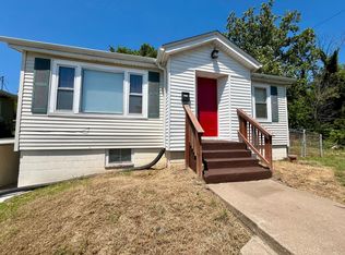 2016 Salu St, Alton, IL 62002