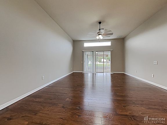 4th image of 10220 Hunters Haven Blvd
