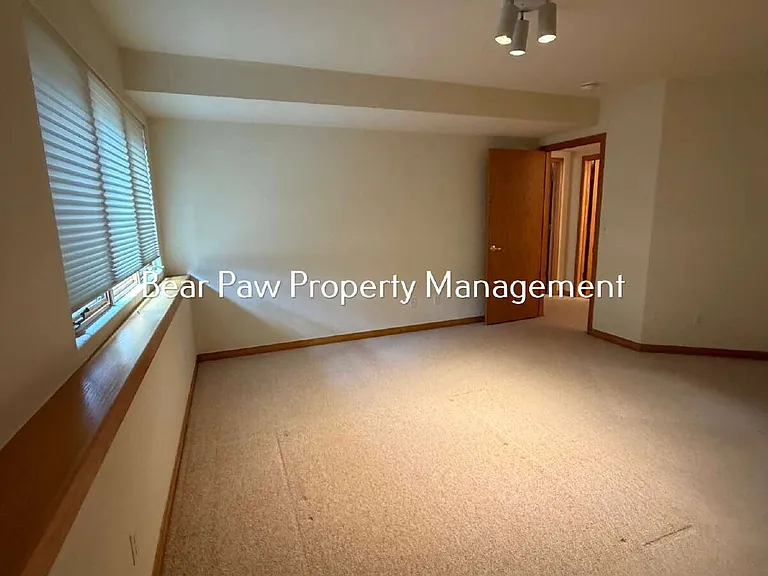 1419 Tamarac Dr — Photo 17
