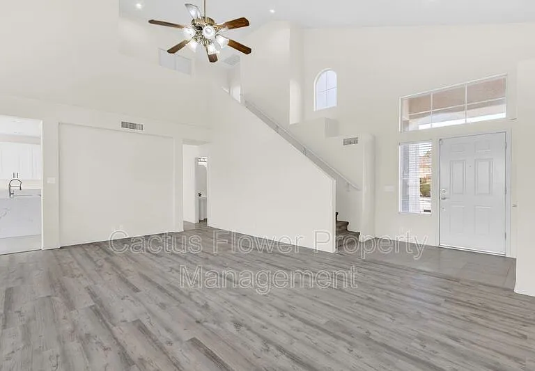 846 W Carob Dr — Photo 16