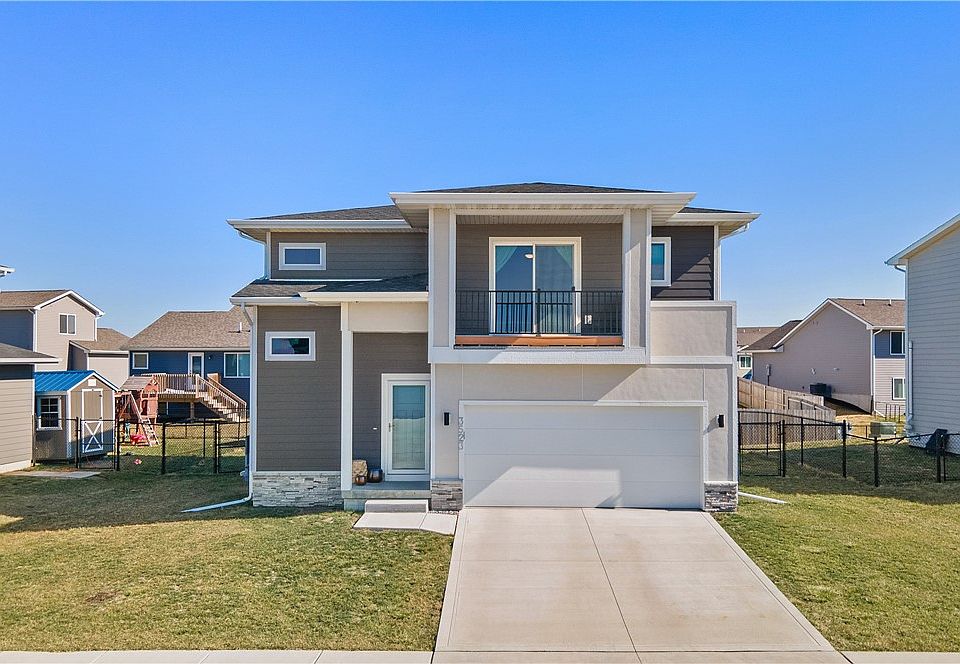 1st image of 3523 Linden Dr SW