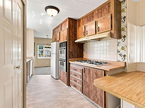 3rd image of 173 Circulo Monterey