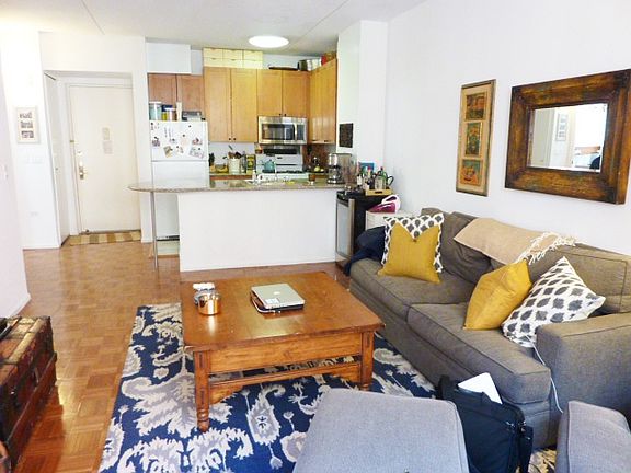 2nd image of 95 Worth St APT 13B
