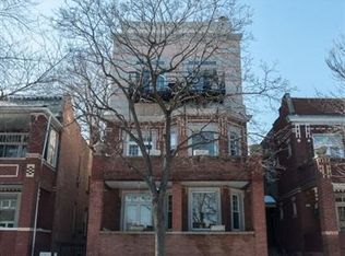 912 N Oakley Blvd #1, Chicago, IL 60622