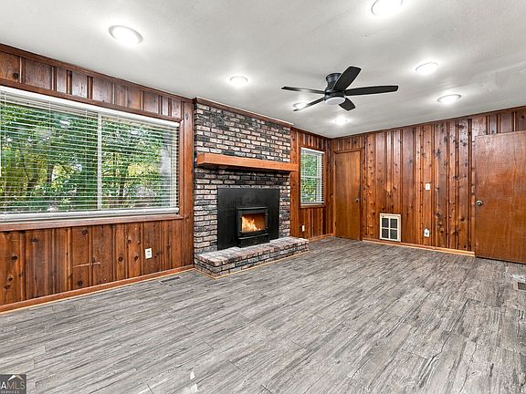 5th image of 1134 Renee Dr