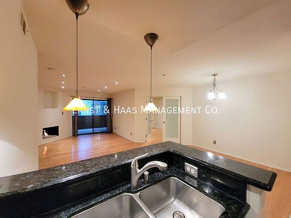 5th image of 35 Linden Ave APT 303