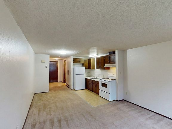 4th image of 835 N Oak Harbor St APT 104