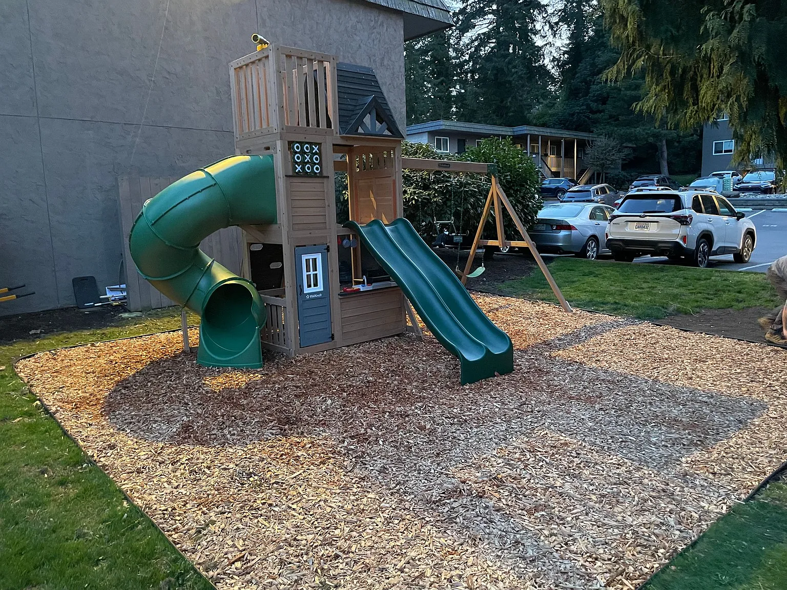 Edmonds Crest Apartments — Photo 3