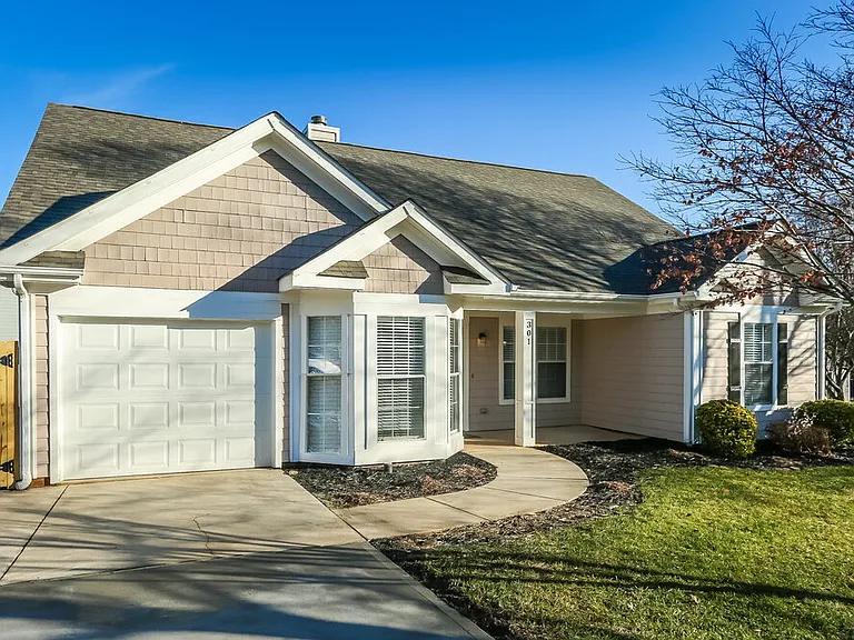 301 Cedarcroft Dr — Photo 4