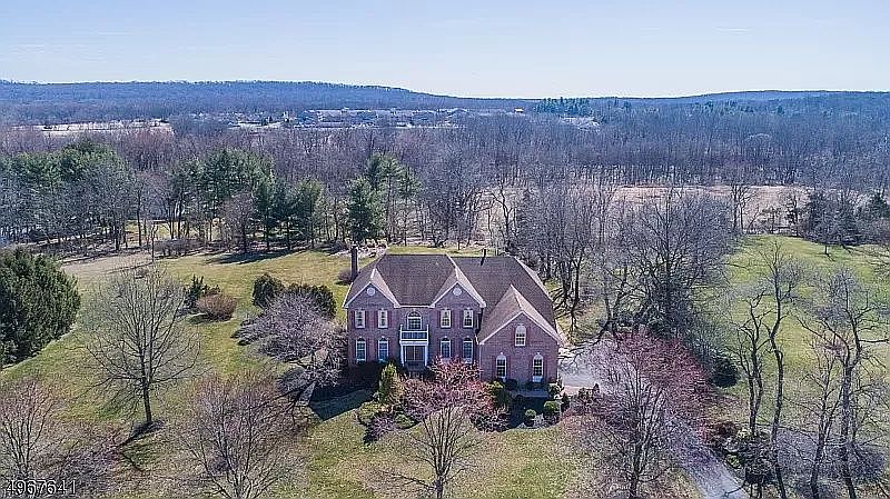 2nd image of 98 Updikes Mill Rd